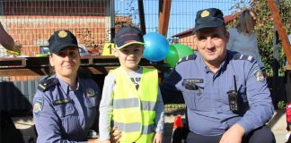Policijski službenici sudjelovali na obilježavanju Dječjeg tjedna u Pleternici
