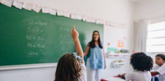 POVODOM SVJETSKOG DANA UČITELJA: Nagrađeno 16 nastavnika iz naše županije
