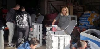 Učenici izradili spremnike za reciklažu: ‘Sakupljenim bocama i limenkama kupujemo sadnice za školski park’