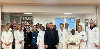 Biskup Ivo pohodio bolnicu sv. Rafaela na Strmcu