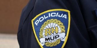 Vozačica (77) udarila policijsko vozilo i pobjegla s mjesta nesreće