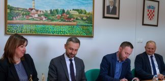 Potpisan ugovor s izvođačem radova na izgradnji Centra za starije u Jakšiću