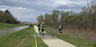 Terenska vježba požeških vatrogasaca na nasipu Orljave