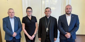 Biskup Martinović primio predstavnike Udruge Hrvata BiH Prsten