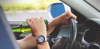 Vozač s 1,93 promila izazvao sudar – u vozilu i djeca bez sigurnosnog pojasa