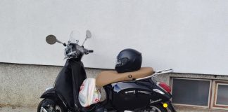 U prometnoj nesreći lakše ozlijeđena vozačica mopeda