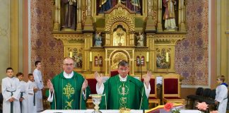 Uvođenje u službu vlč. Ivice Žuljevića novoimenovanog župnika u Kaptolu