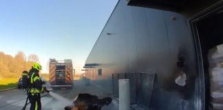 Izbio požar u Supernovi. Djelatnice trgovine prve reagirale, vatrogasci brzo intervenirali