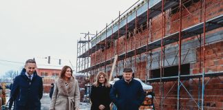Napredak radova: Ministar Piletić obišao gradilište Centra za starije u Jakšiću