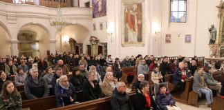 Adventski susret osoba s invaliditetom u požeškoj Katedrali