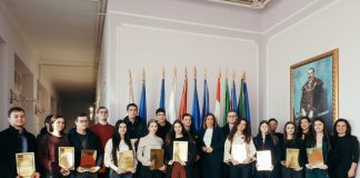 Uručeni ugovori stipendistima: “Ova stipendija predstavlja potvrdu da se u našoj županiji cijeni zalaganje i trud“