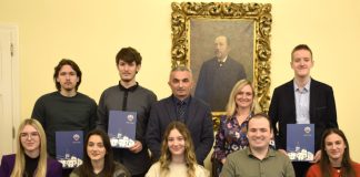 ULAGANJE U MLADE Dodijeljeni ugovori novim stipendistima Grada Požege za akademsku godinu 2025./2026.