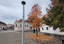 NA TRGU MATKA PEIĆA: Udario u metalni stup pa napustio mjesto događaja