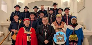 Pjevači betlehemske zvijezde iz Jakšića pohodili biskupa Ivu
