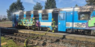 Požar na putničkom vlaku u Velikoj, materijalna šteta još nije procijenjena