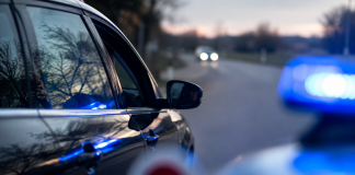 Mladi vozač (21) nakon pozitivnog testa na droge odbio vađenje krvi i urina, a vozio i tehnički neispravan auto