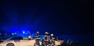 Četvero ozlijeđenih u teškoj prometnoj nesreći kod Jakšića