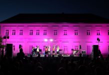 Glazbena čarolija na otvorenom: Učenici i profesori Glazbene škole Požega oduševili koncertom ispred Katedrale