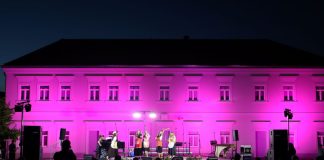 Glazbena čarolija na otvorenom: Učenici i profesori Glazbene škole Požega oduševili koncertom ispred Katedrale
