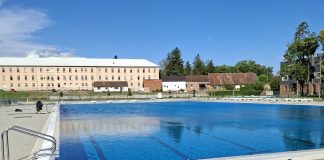 Otvorena je ljetna sezona kupanja na požeškim bazenima