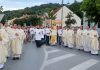 Prigodom 29. obljetnice osnutka Požeške biskupije započelo Trajno euharistijsko klanjanje u Požegi