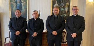 Mladomisnici primili prve svećeničke dekrete