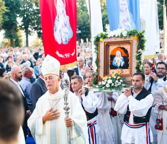 PLETERNICA VAS ZOVE: Devetnica Gospi od Suza – devet dana molitve, mira i spokoja