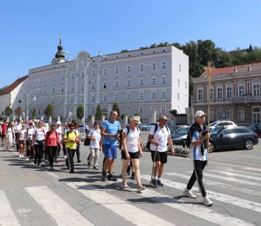 Hodočasnici pješaci krenuli u voćinsko svetište