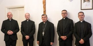 Primopredaja službi generalnog vikara i predstojnika Katehetskog ureda Požeške biskupije