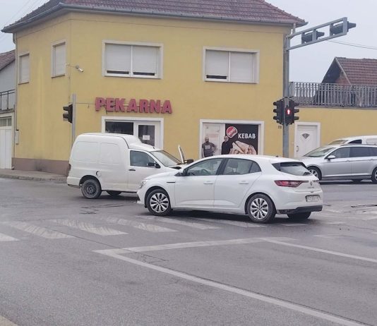 UPRAVO: Prometna na kritičnom raskrižju u Požegi