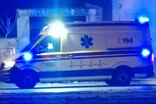 UPRAVO: Zapalio se motocikl nakon sudara s automobilom