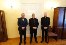 Susret biskupa Ive s gradonačelnikom grada Požege