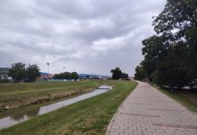 INCIDENT NA ŠETNICI: Pas se otrgnuo s povodca i ugrizao 23-godišnjakinju i njezina psa